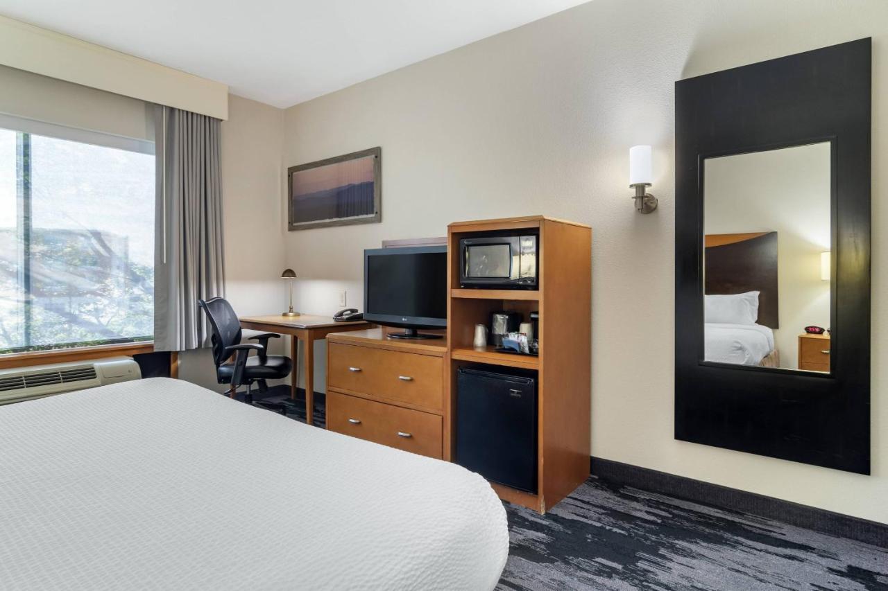 Fairfield Inn & Suites By Marriott Commerce Exteriör bild