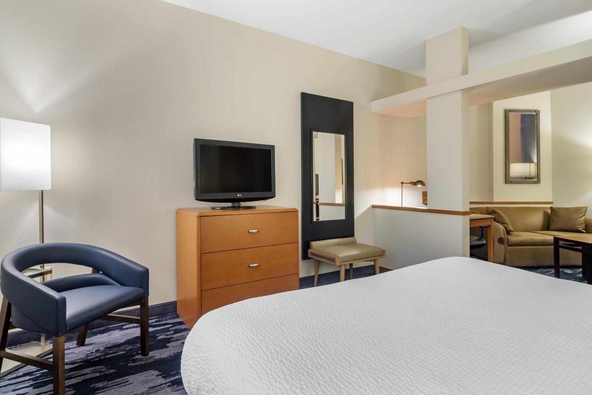 Fairfield Inn & Suites By Marriott Commerce Exteriör bild