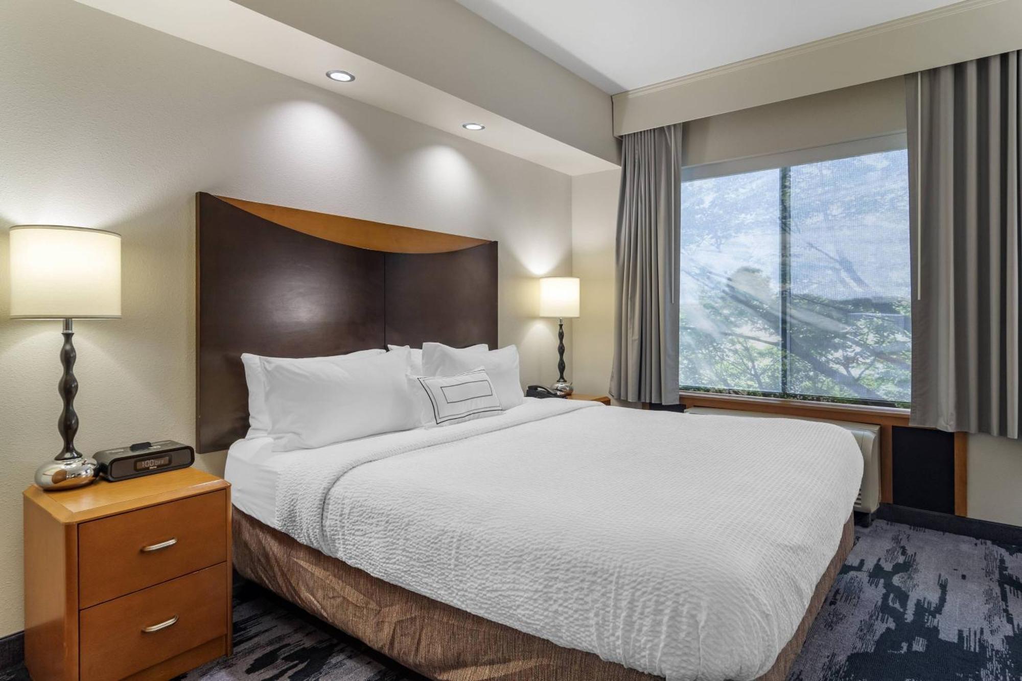 Fairfield Inn & Suites By Marriott Commerce Exteriör bild