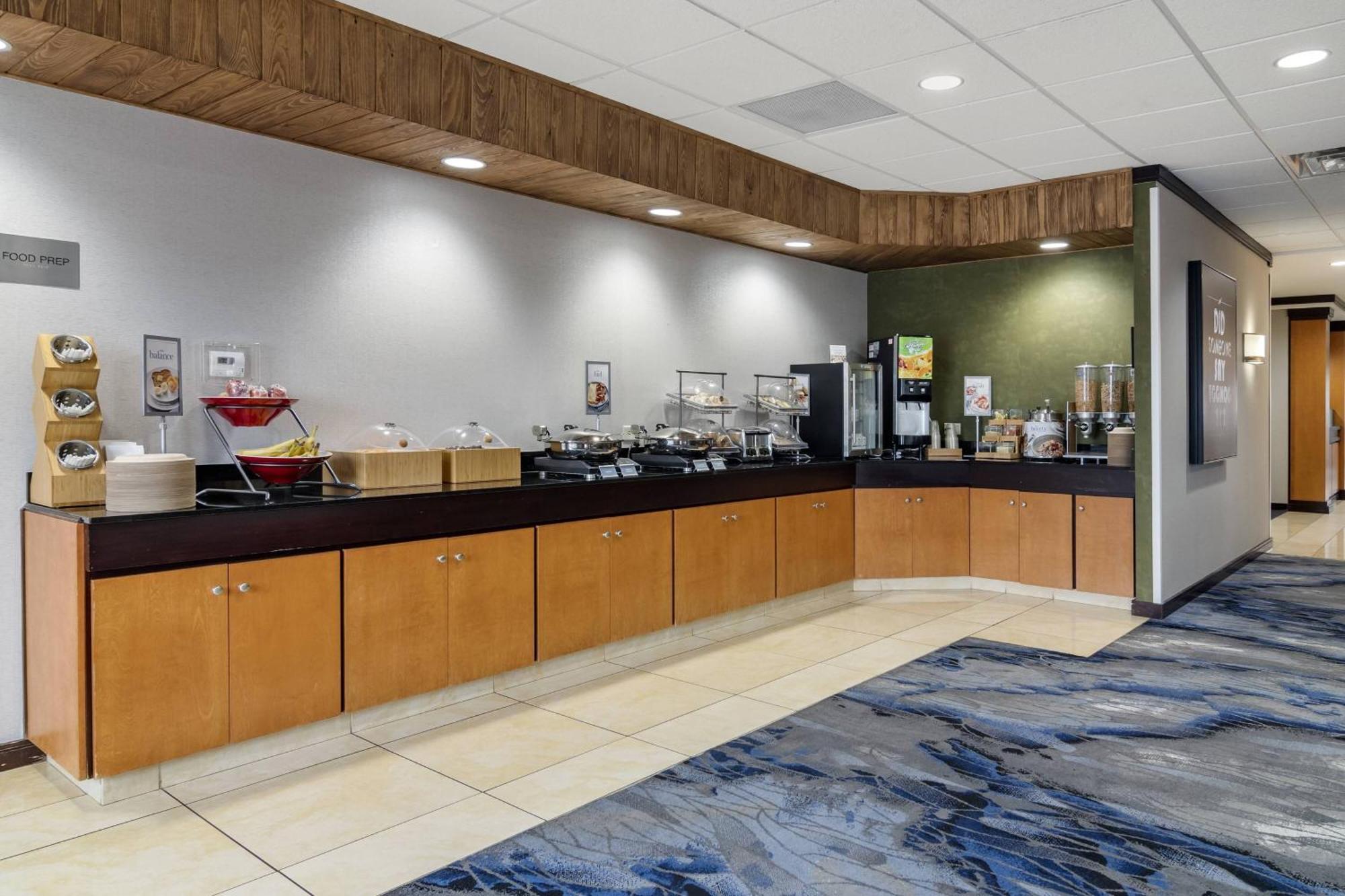 Fairfield Inn & Suites By Marriott Commerce Exteriör bild