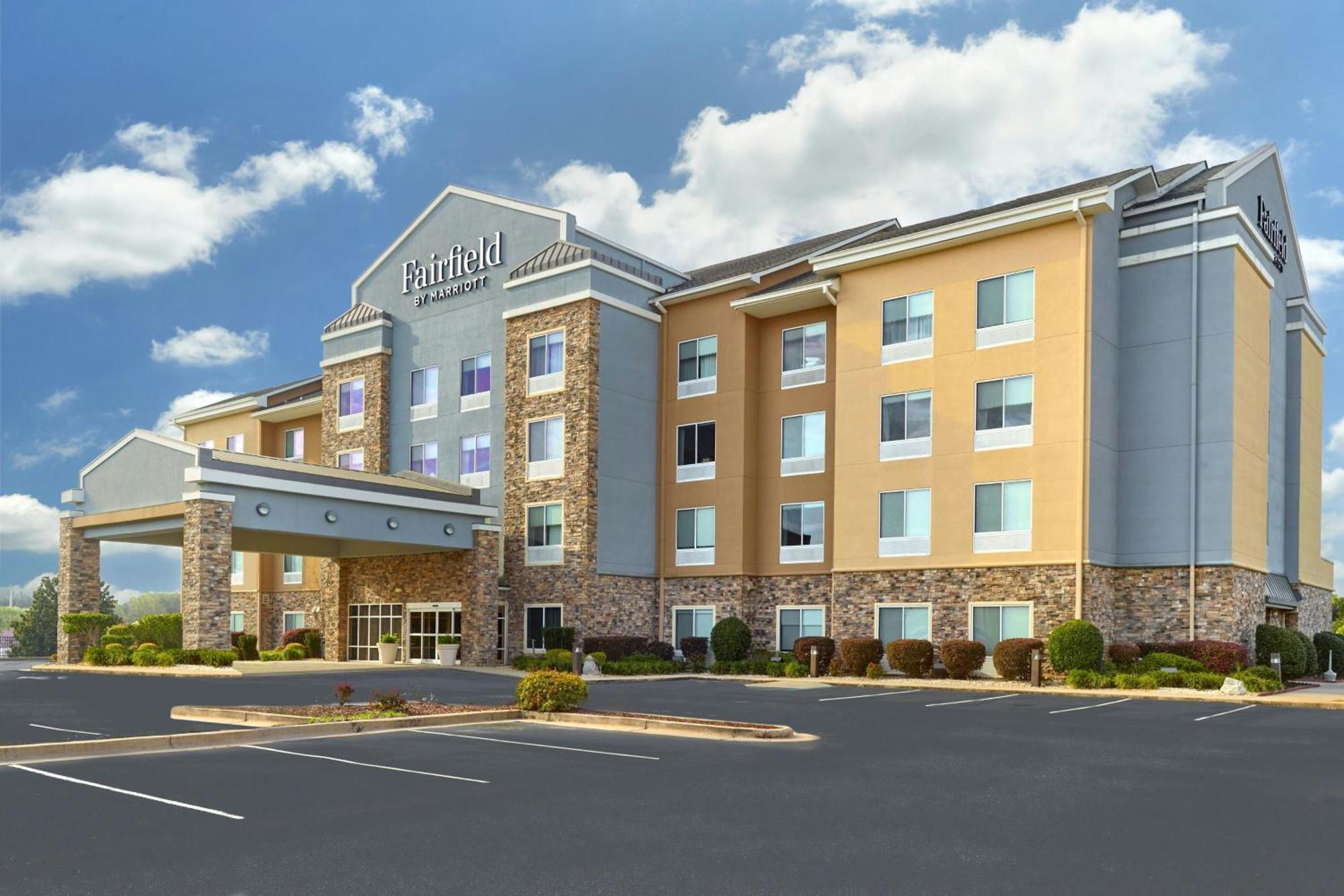 Fairfield Inn & Suites By Marriott Commerce Exteriör bild
