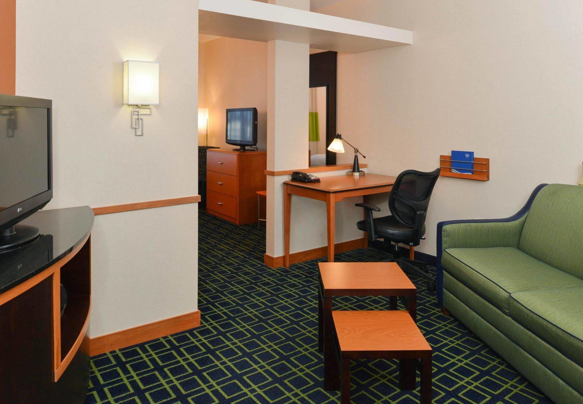 Fairfield Inn & Suites By Marriott Commerce Exteriör bild